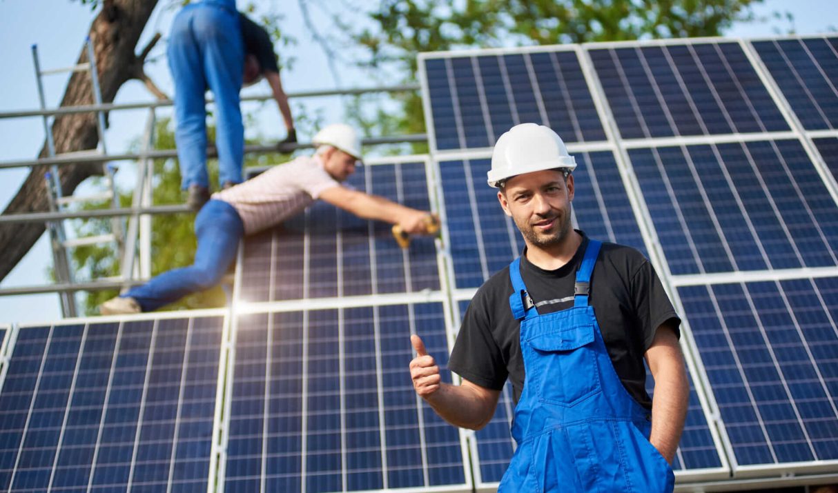 Harnessing the Power of Wind: GreenGlow&rsquo;s Wind Turbine Solutions